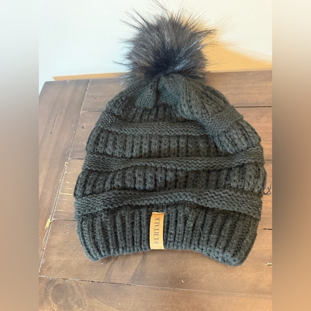 Furtalk Women's Black Knit Beanie with Pom-Pom